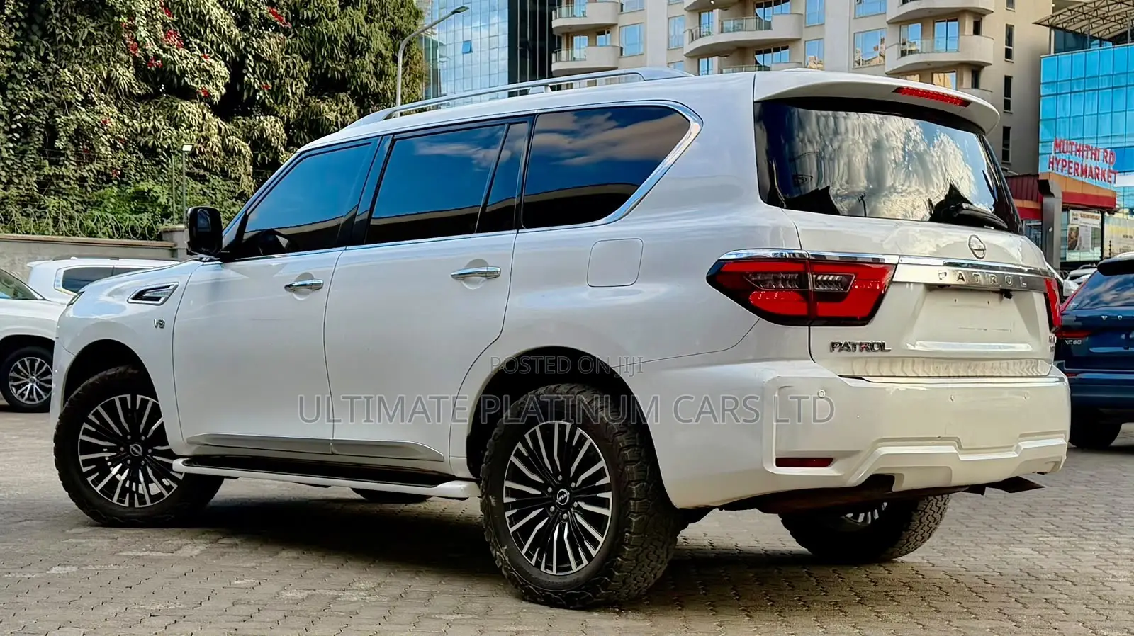 Nissan Patrol 2014 White