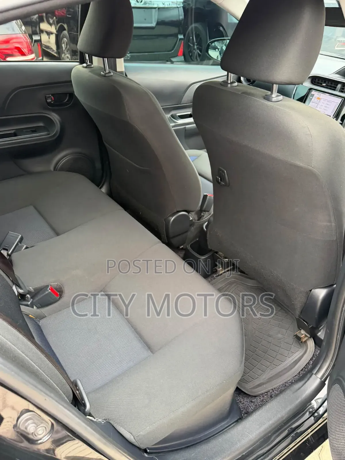 Toyota Aqua 2018 Black