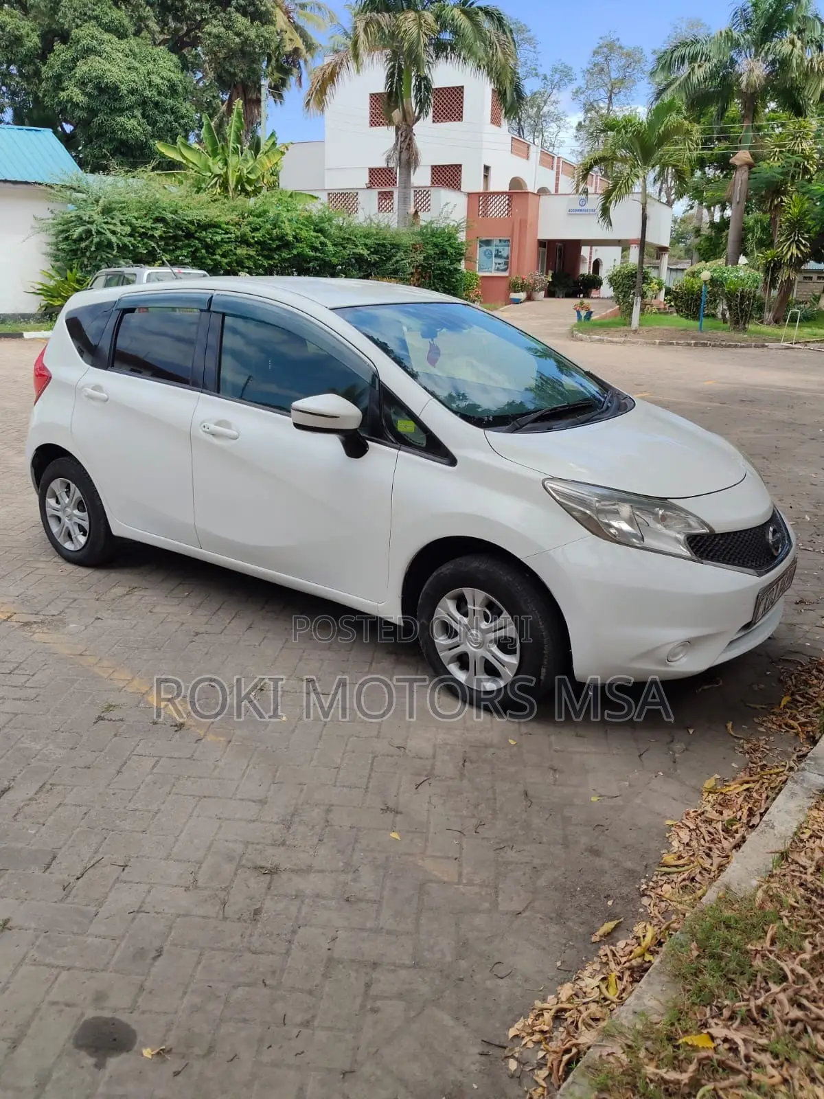 Nissan Note 2015 White