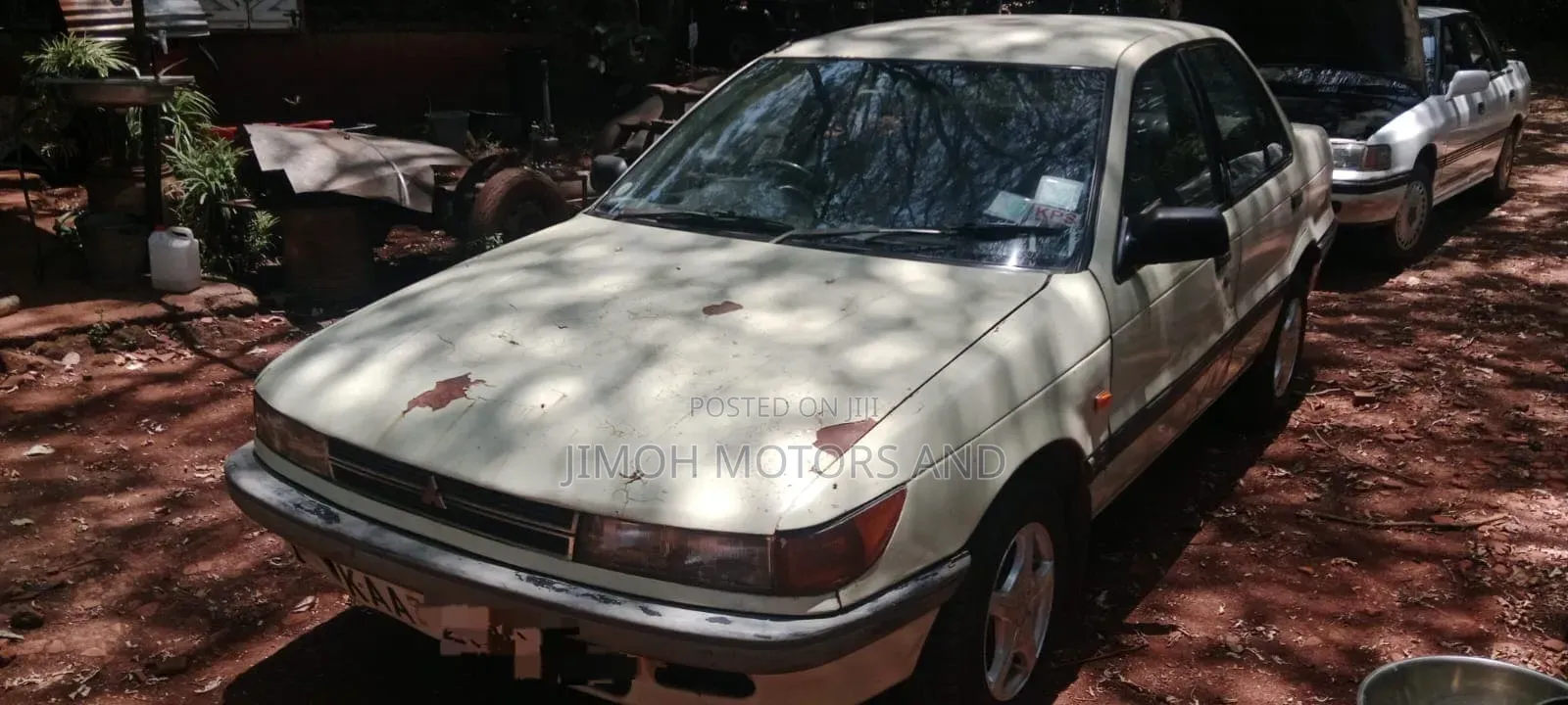 Mitsubishi Lancer 1990 Beige