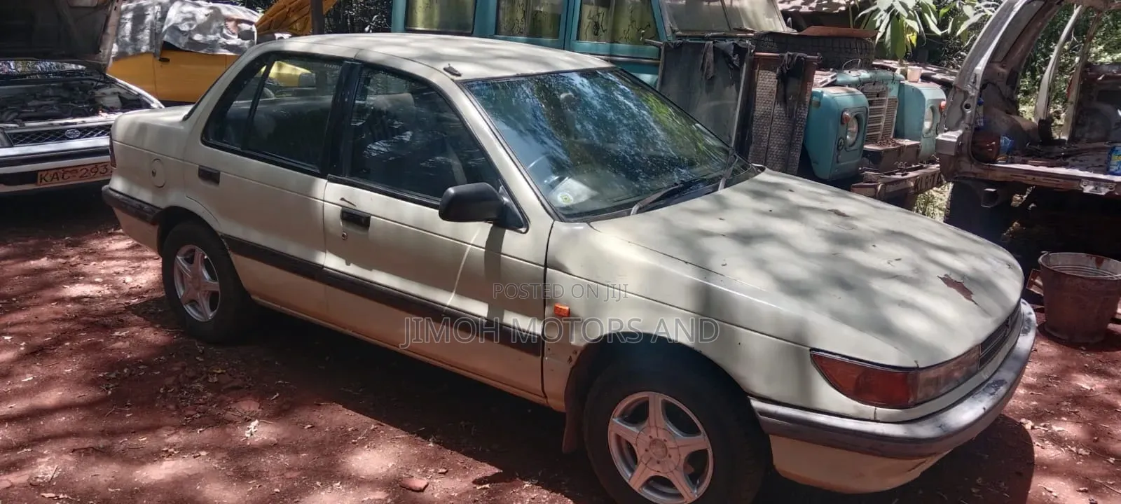 Mitsubishi Lancer 1990 Beige