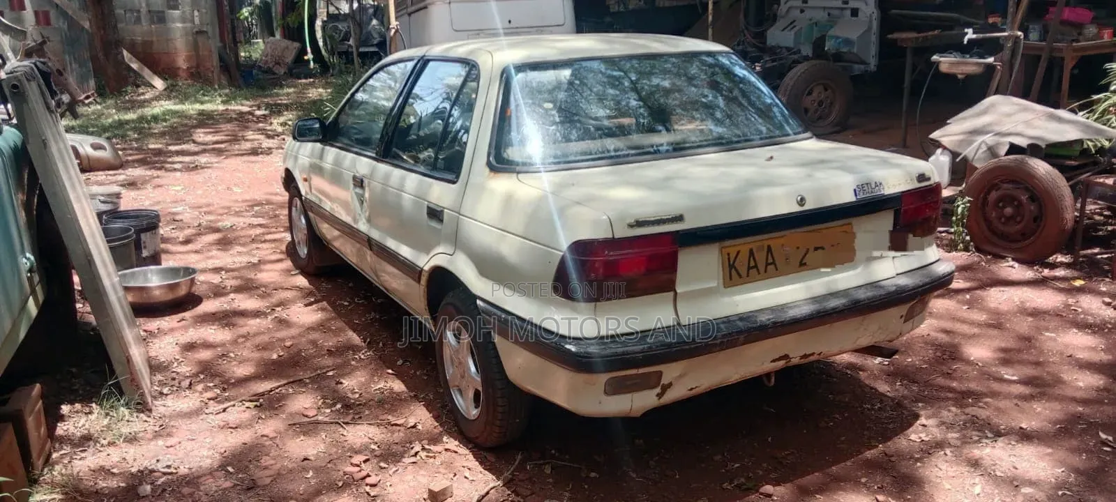 Mitsubishi Lancer 1990 Beige