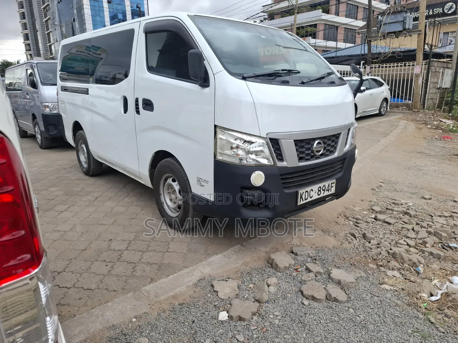 Nissan Caravan (Urvan) 2014 White