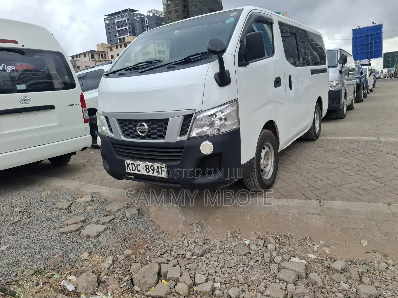 Nissan Caravan (Urvan) 2014 White