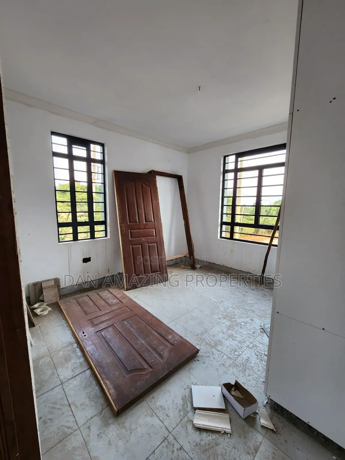 4bdrm Maisonette in Olmotet Rd On 1/4, Kibiku for sale
