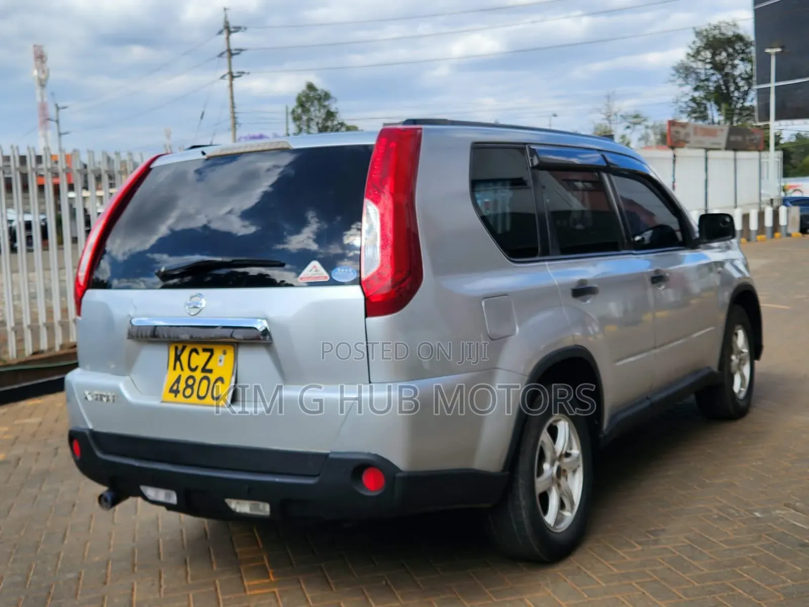 Nissan X-Trail 2.0 Petrol AWD 2013 Silver