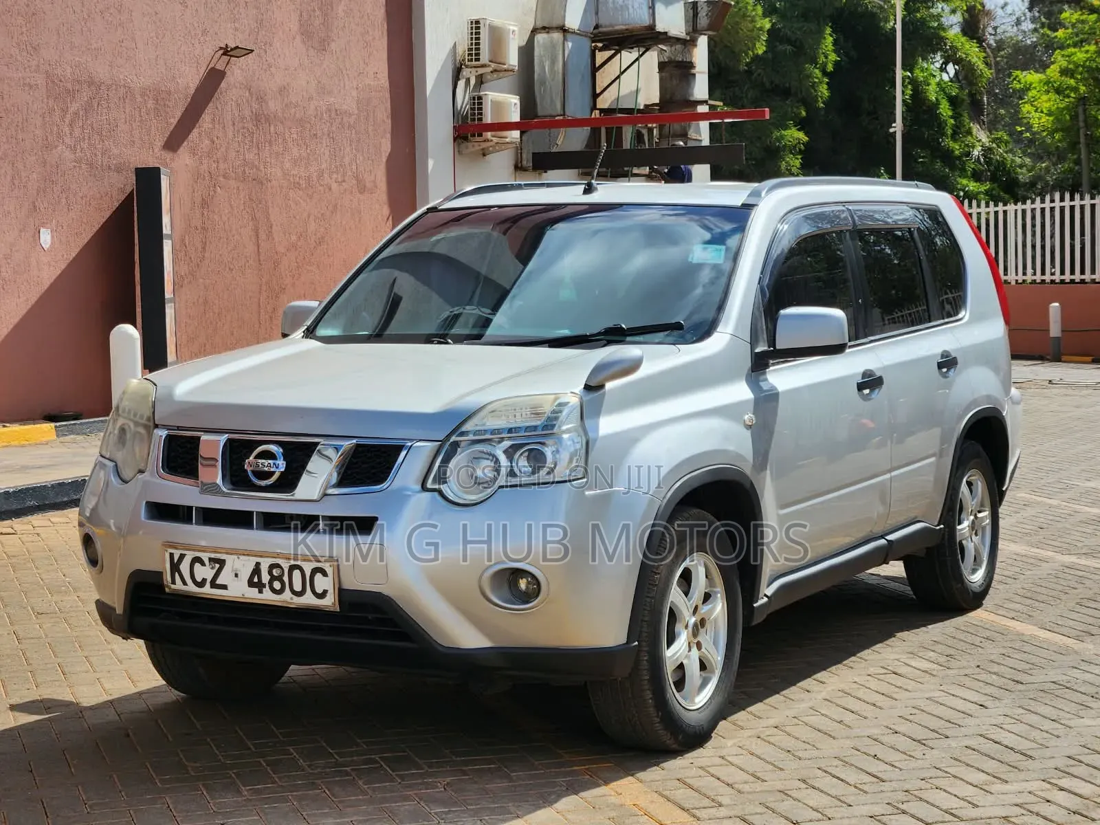 Nissan X-Trail 2.0 Petrol AWD 2013 Silver