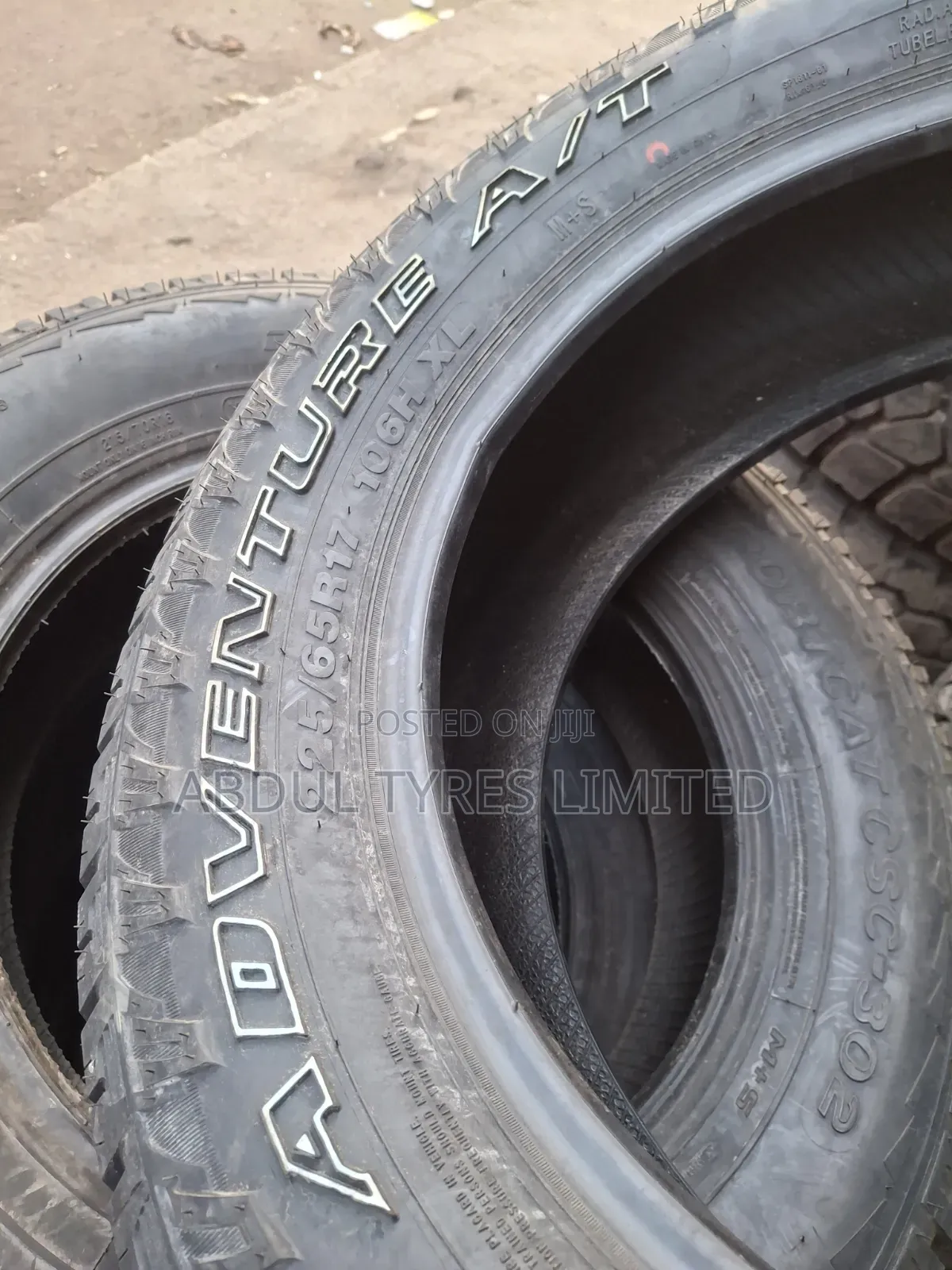 225/65r17 Centara Adventure a/T Tire