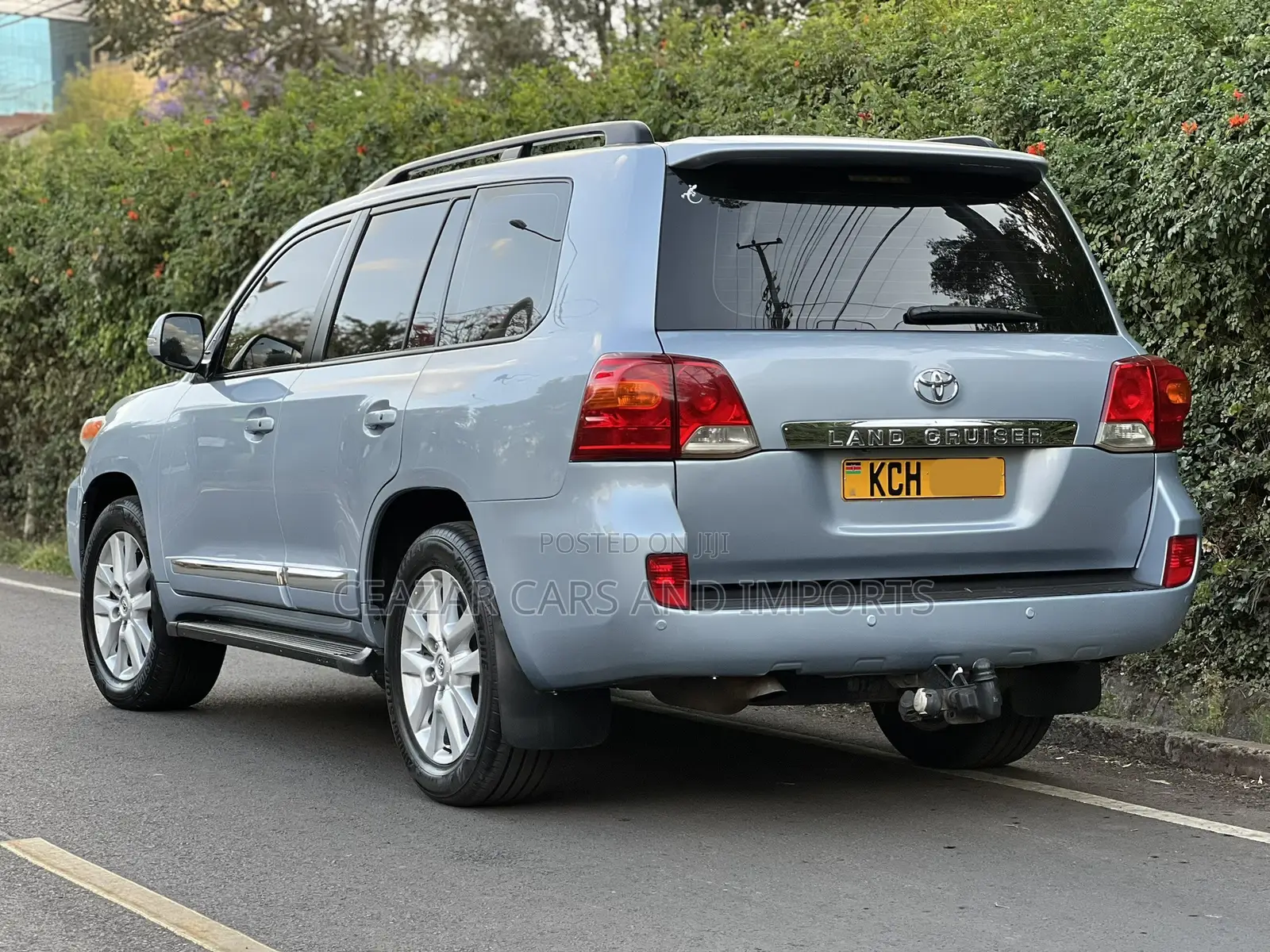 Toyota Land Cruiser 4.5 V8 VXR 2012 Blue