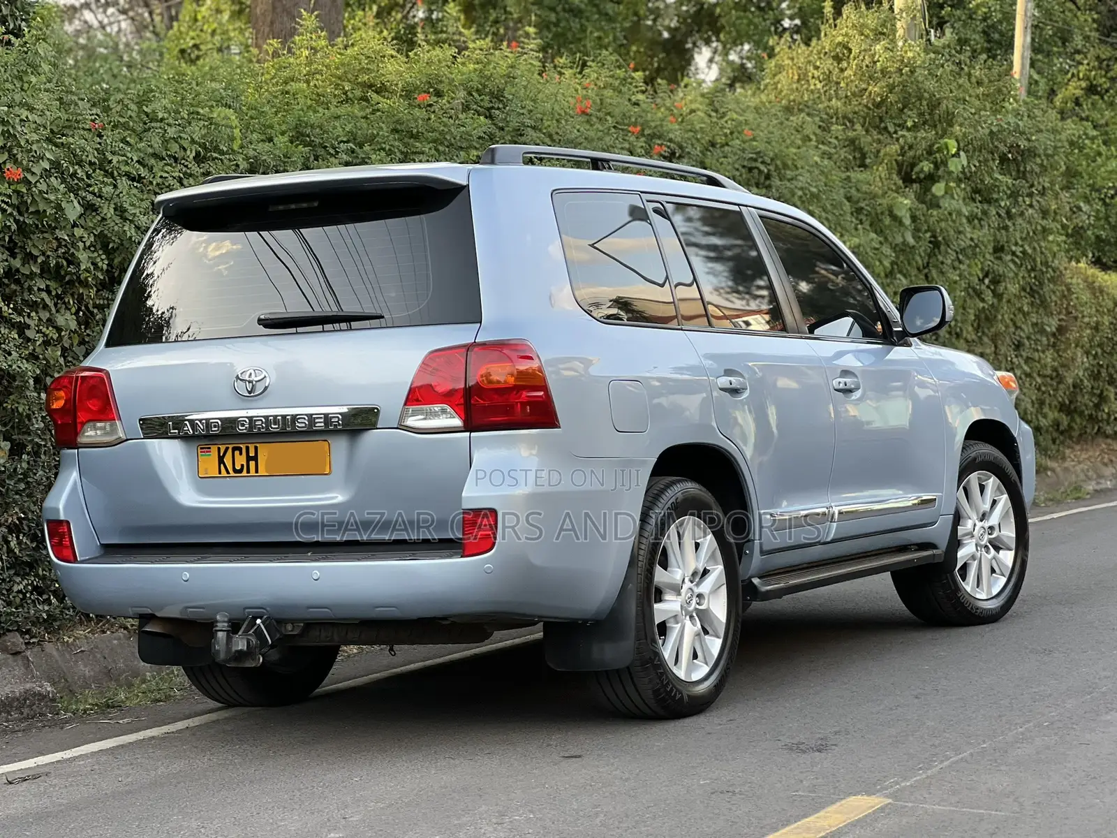 Toyota Land Cruiser 4.5 V8 VXR 2012 Blue
