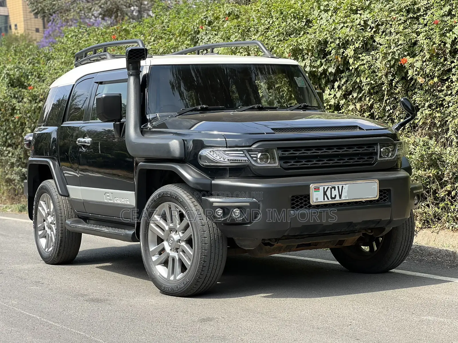 Toyota FJ Cruiser 4x4 Automatic 2012 Black