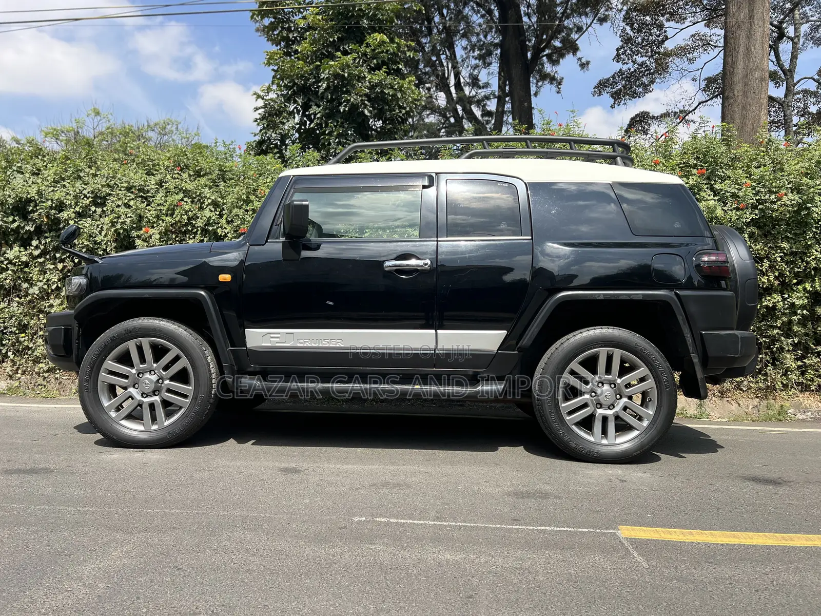 Toyota FJ Cruiser 4x4 Automatic 2012 Black