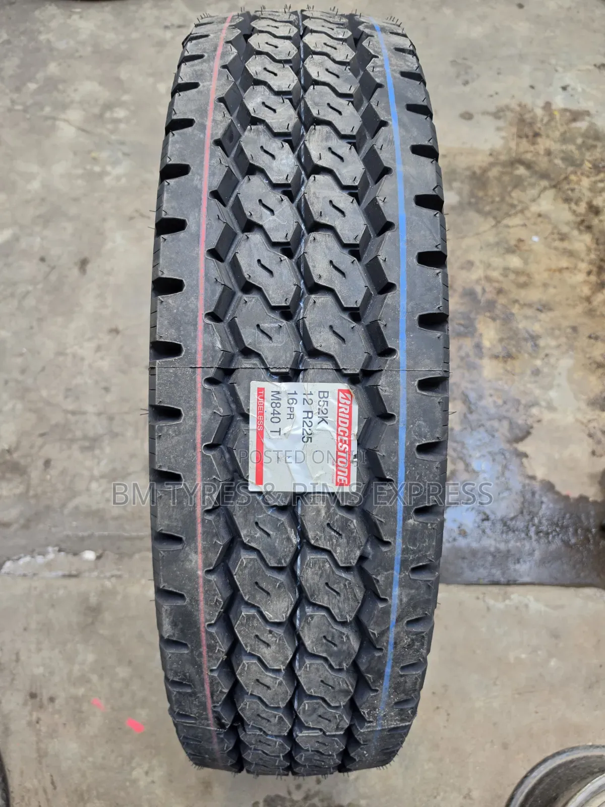 12 R22.5 Bridgestone Tires (Japan)