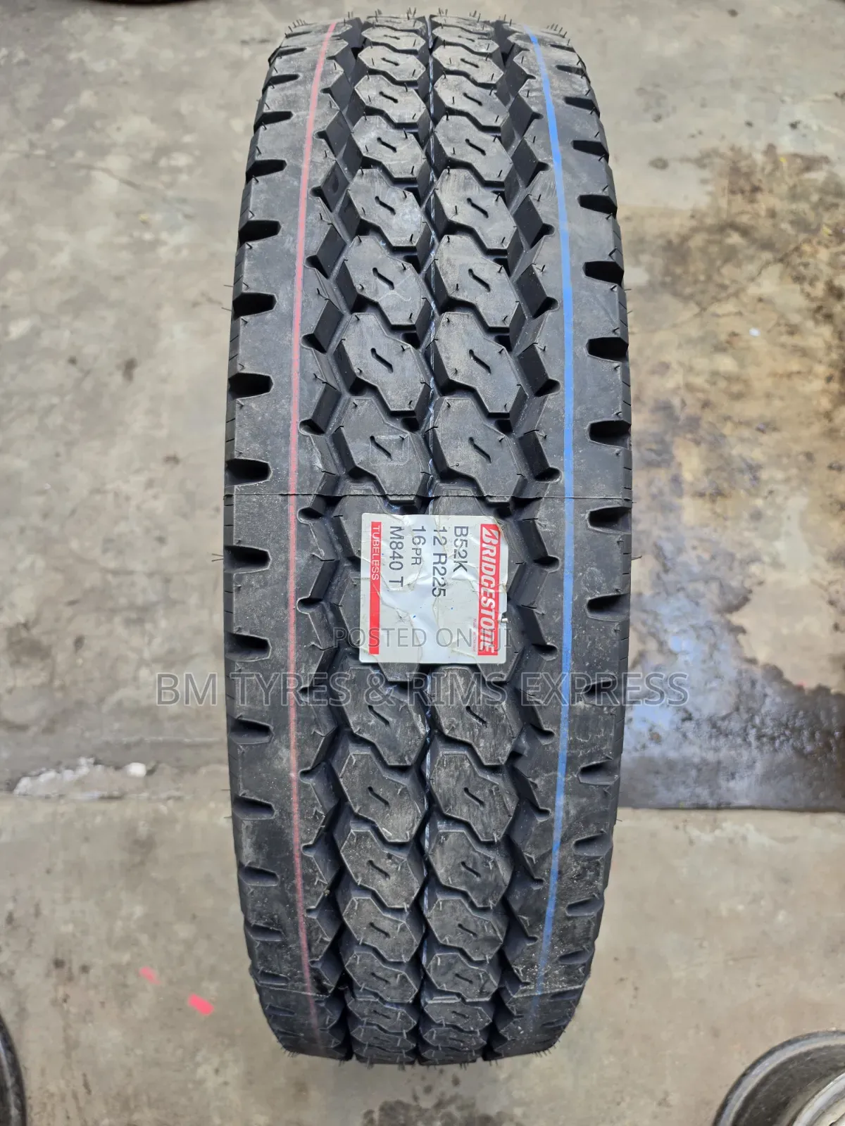 12 R22.5 Bridgestone Tires (Japan)