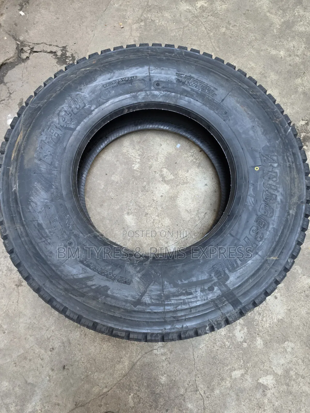 12 R22.5 Bridgestone Tires (Japan)
