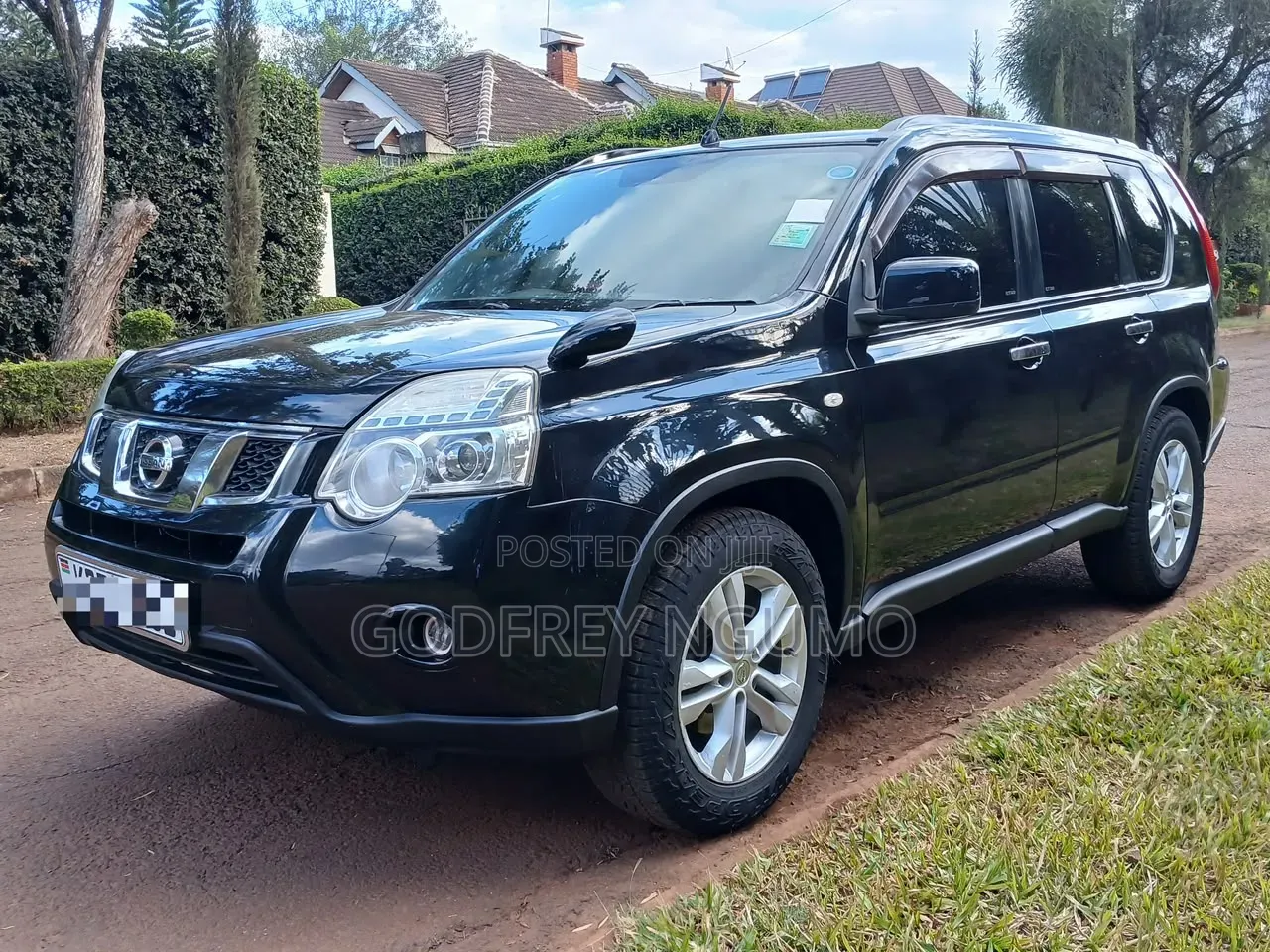 Nissan X-Trail 2012 Black