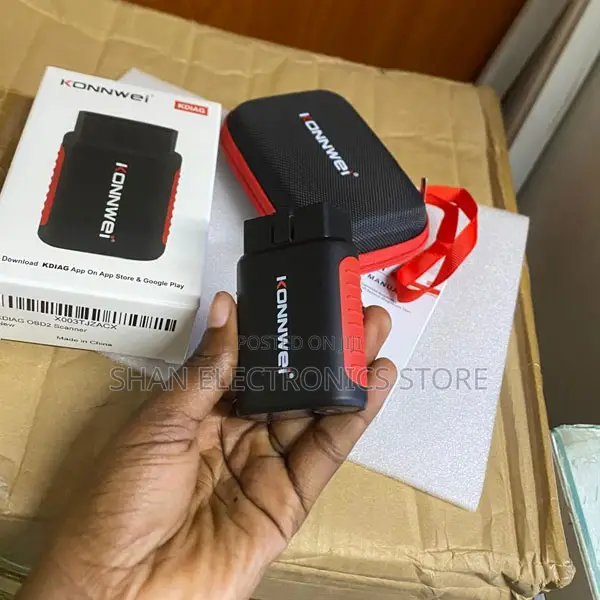 KDIAG Konnwei OBD2 Car Scanner for Real Time Engine Data Monitoring