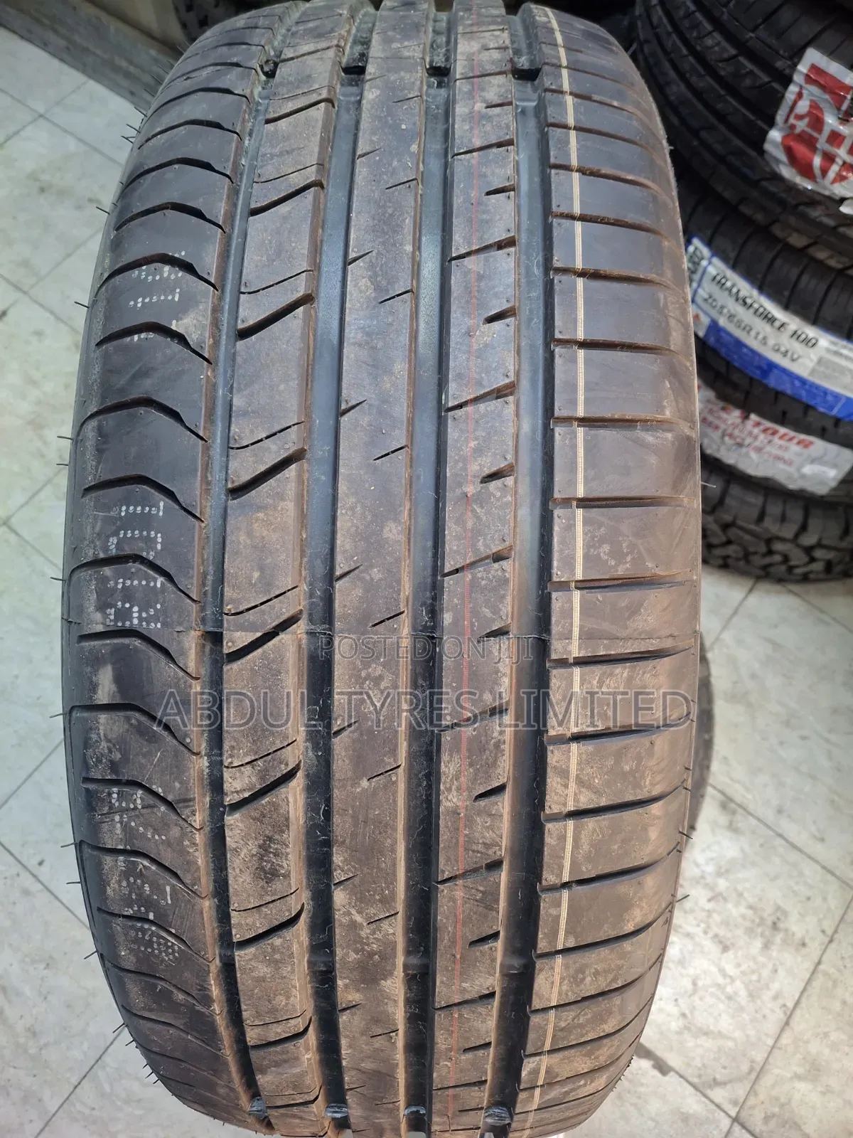 255/55r19 Goddard Transforce Tire
