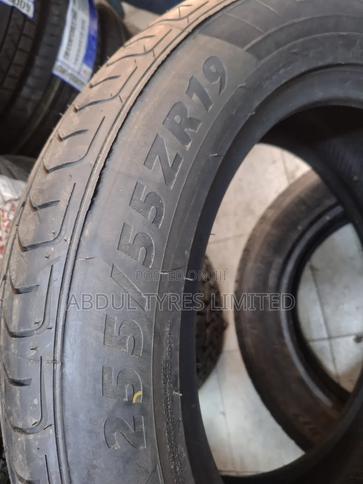 255/55r19 Goddard Transforce Tire