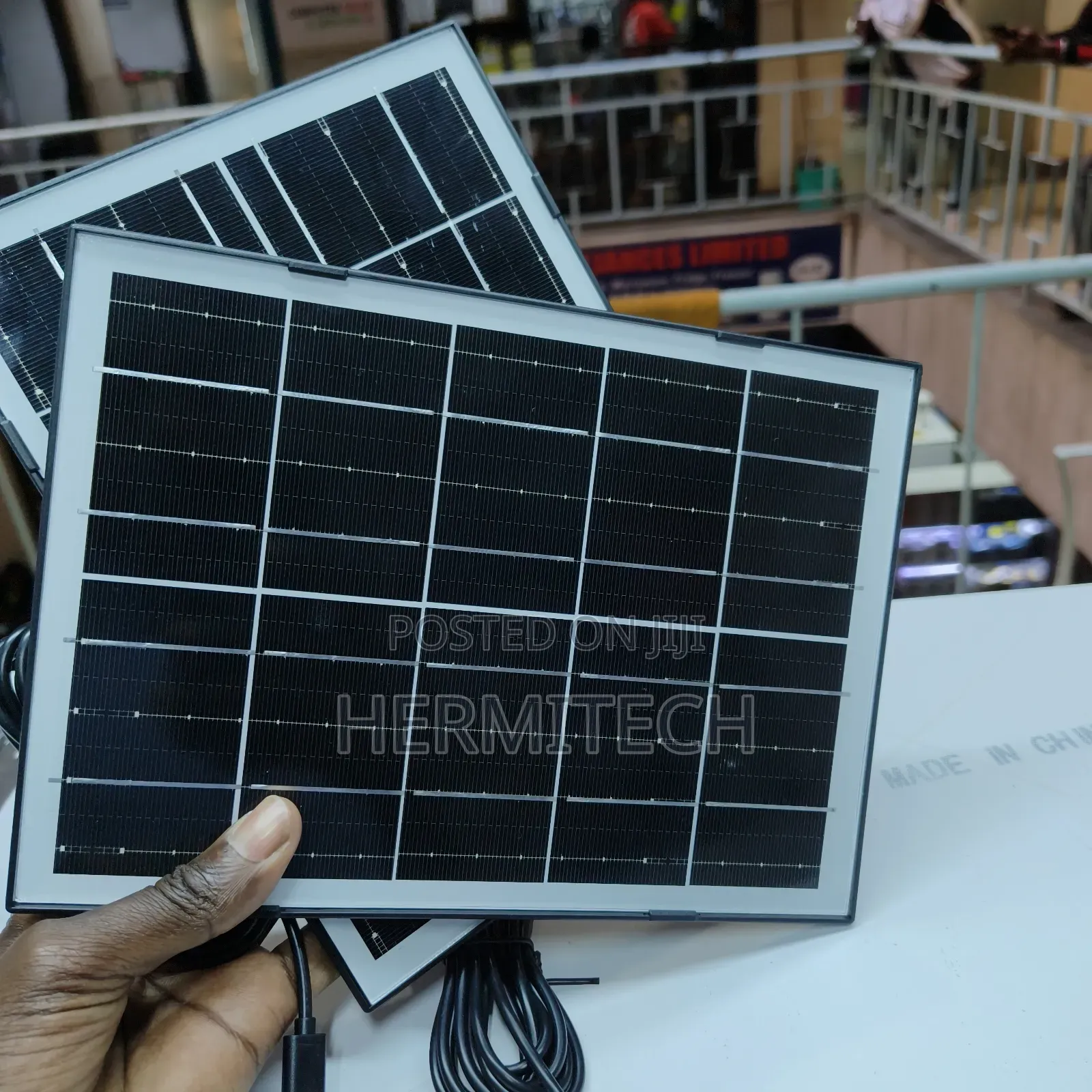 Portable 8W Solar CCTV Panel With Type-C Connection