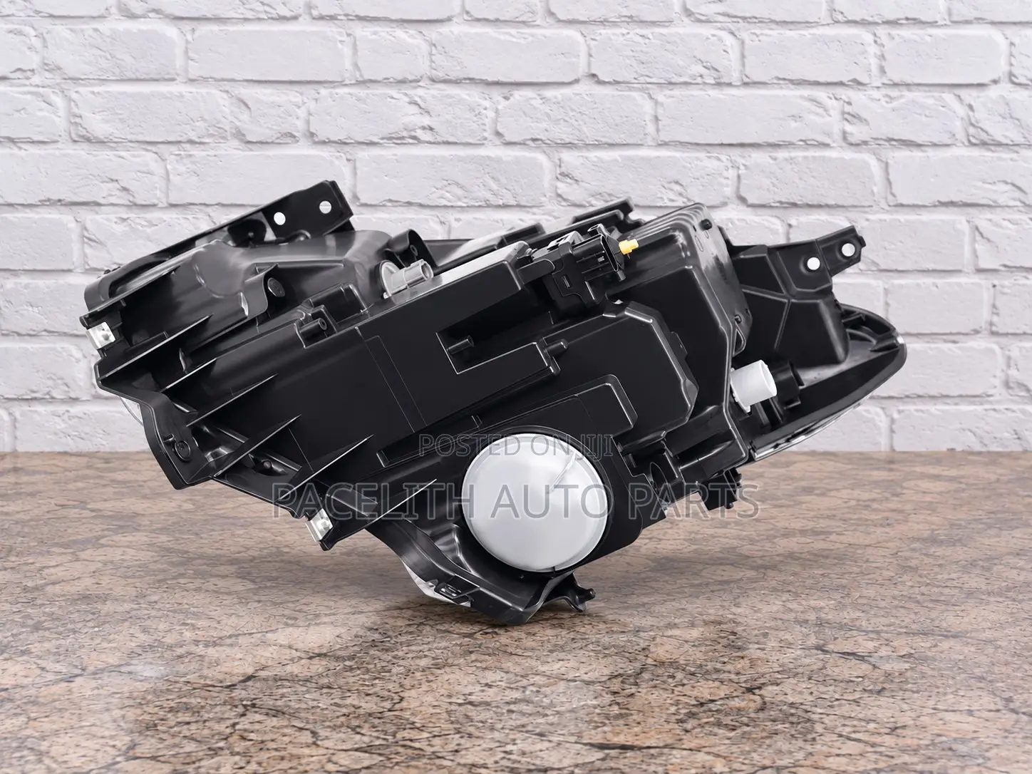 Head Lamp / Light Suzuki Swift 2018/2019/2020/2021/2022 Xenon LED
