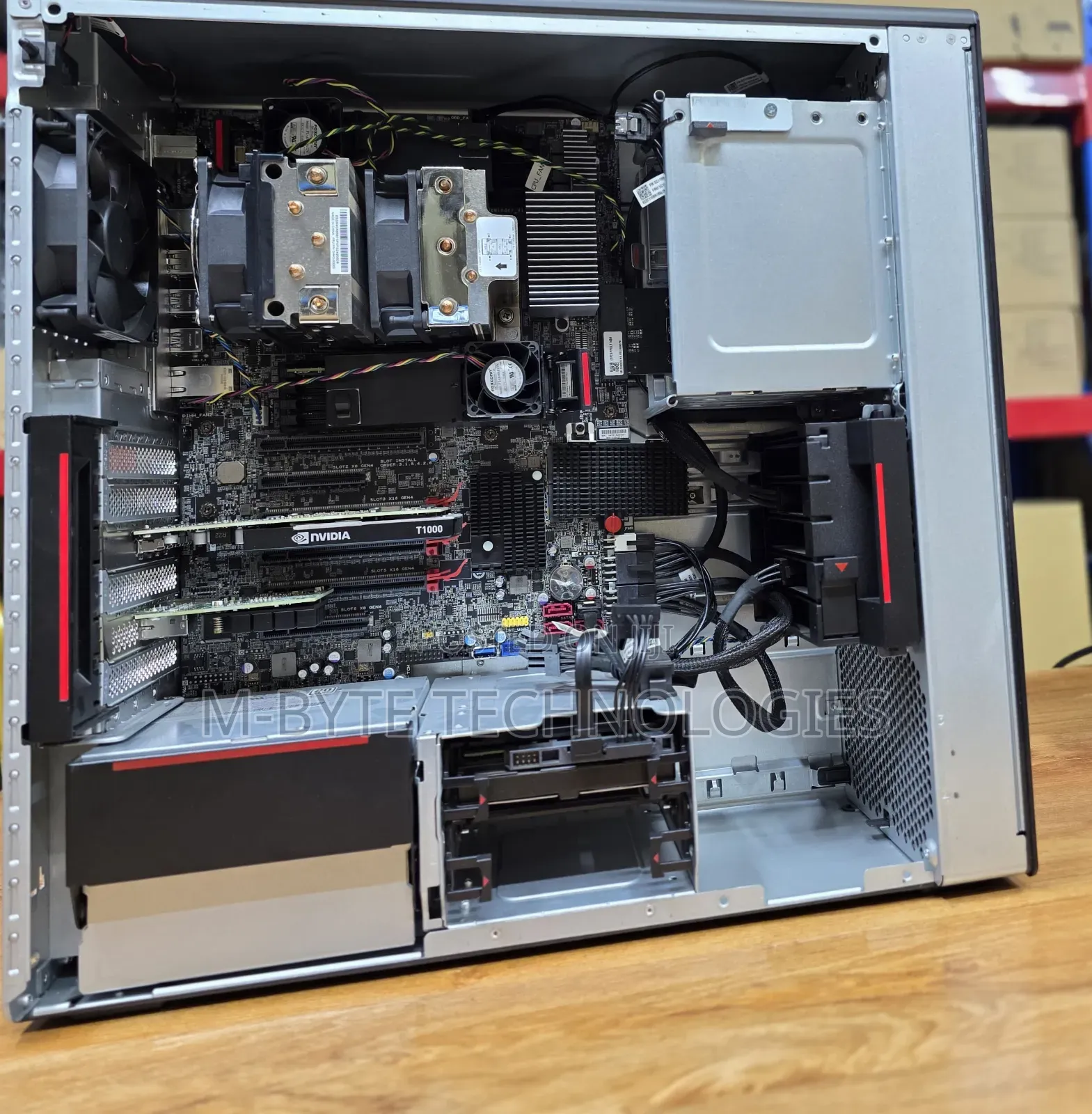 New Desktop Computer Lenovo ThinkStation P520 32GB AMD SSD 512GB