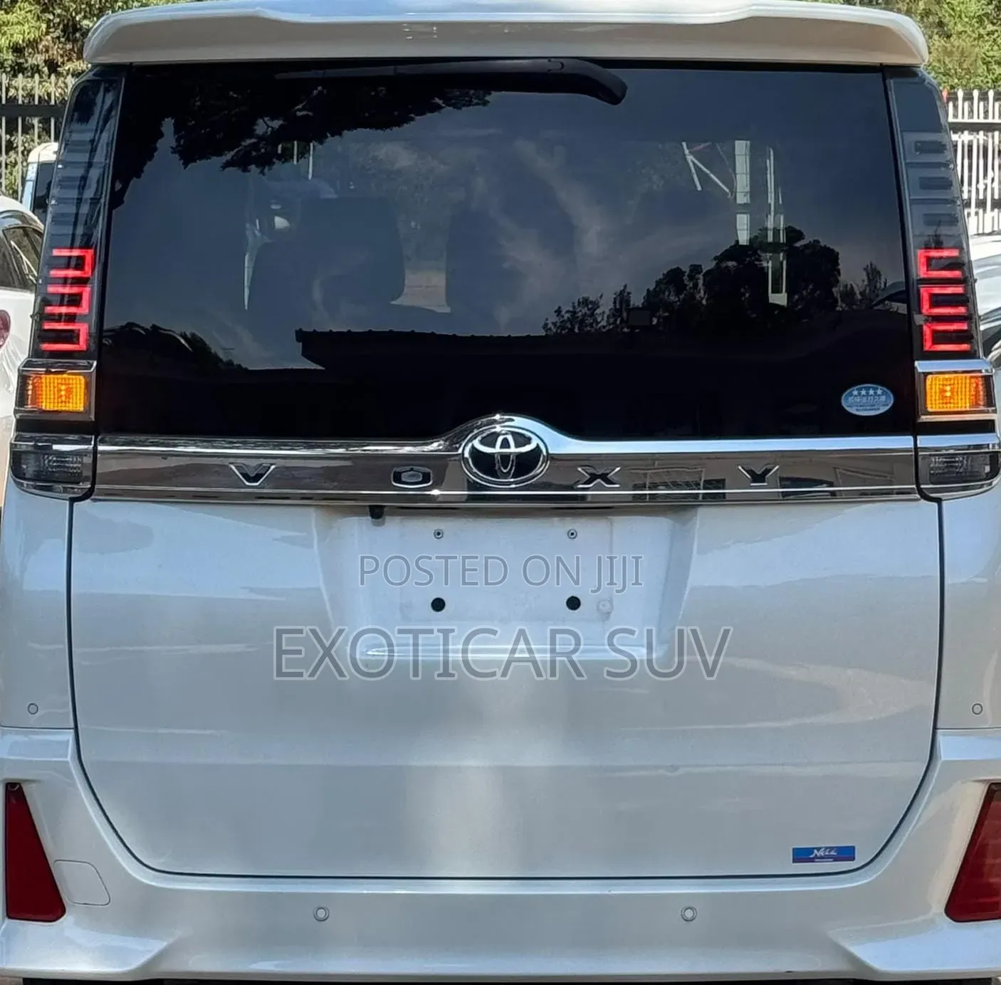Toyota Voxy X 2WD 8-Seater 2019 Pearl