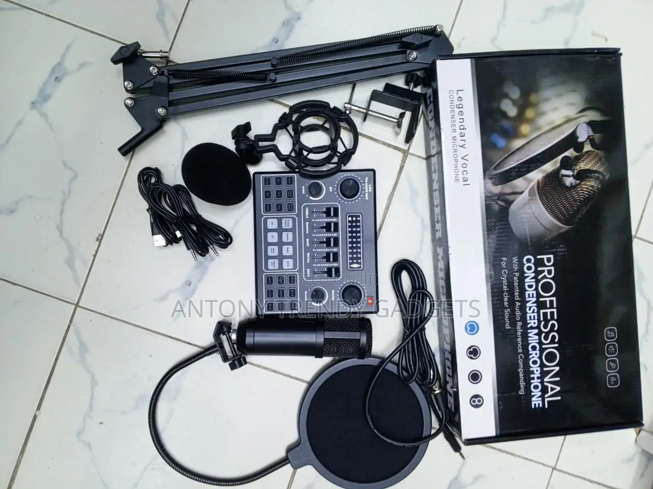 BM800 Professional Recording Microphone With V9 Audio Mixer