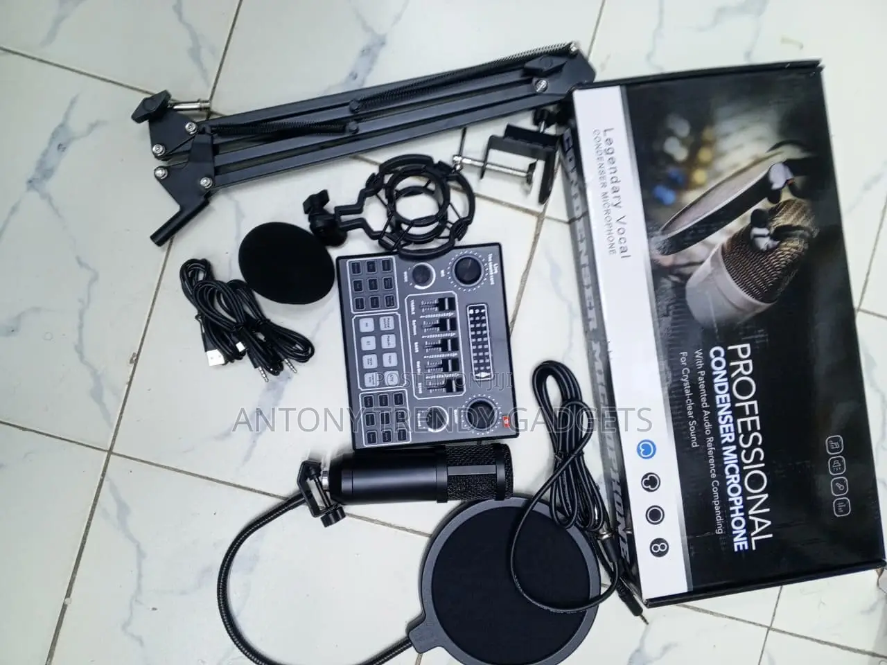 BM800 Podcast Microphone Kit With Pop Filter and Shock Mount
