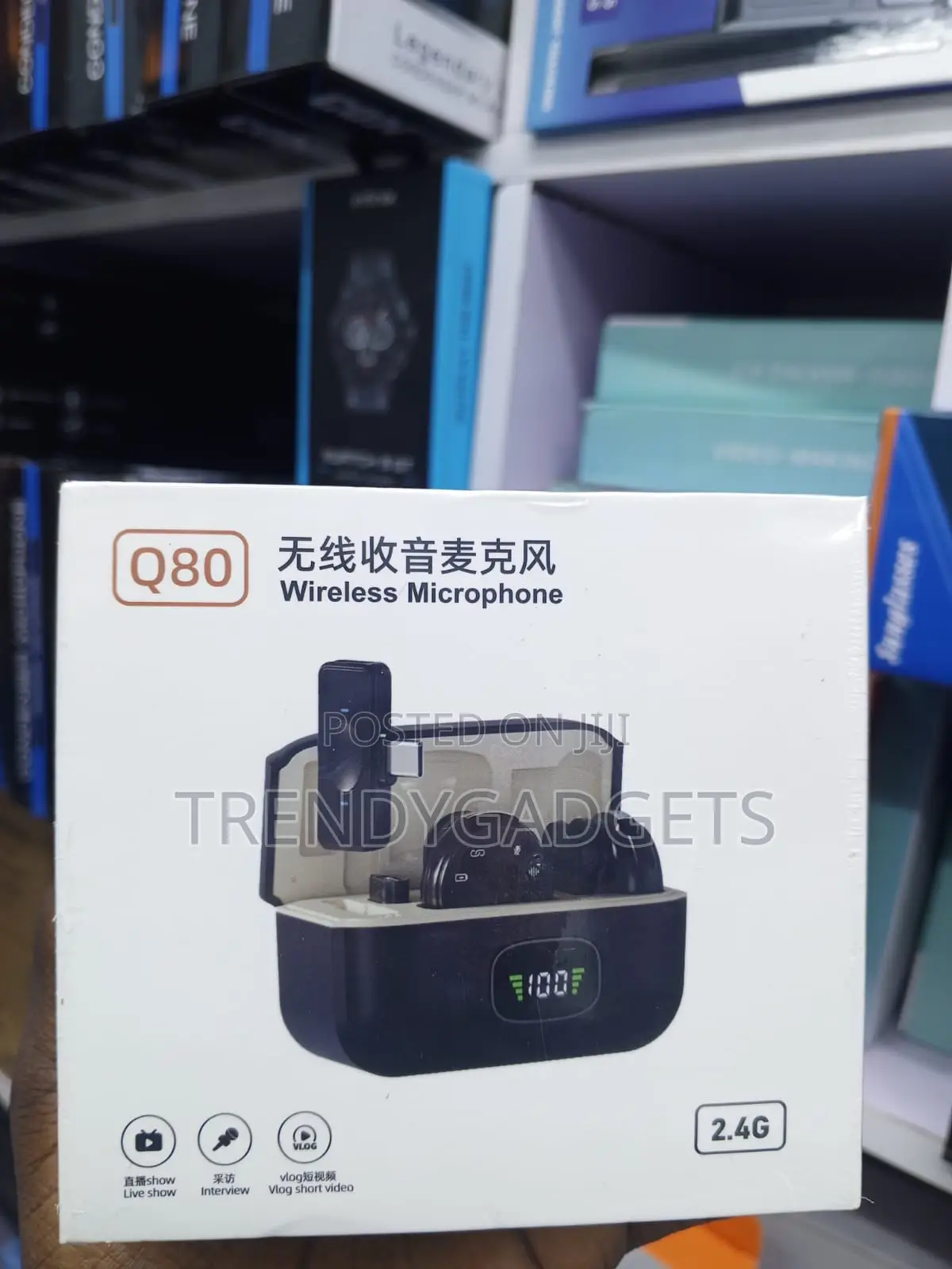 Q80 2.4GHz Clip on Microphones With Digital LED Display