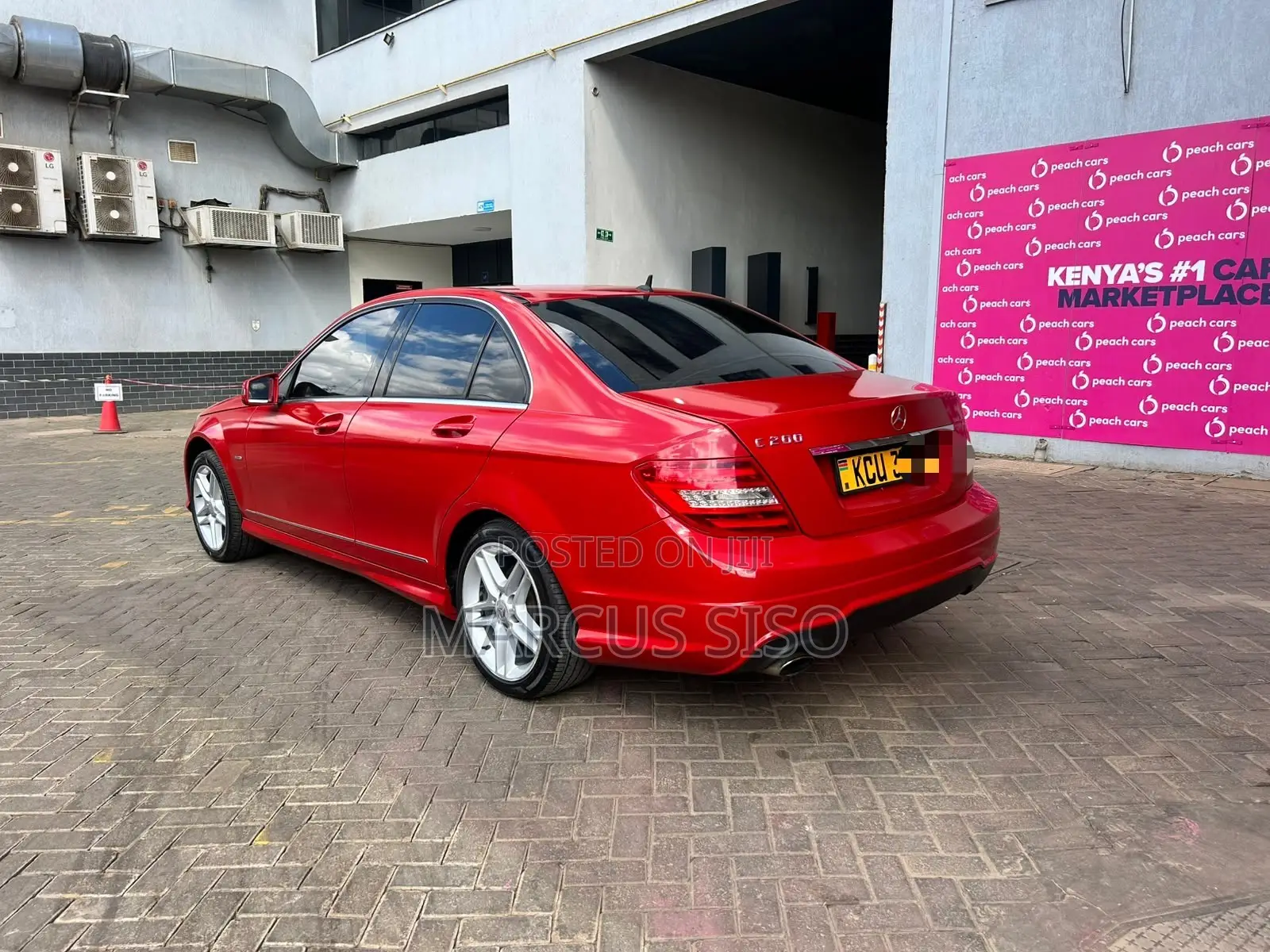 Mercedes-Benz C200 2012 Red