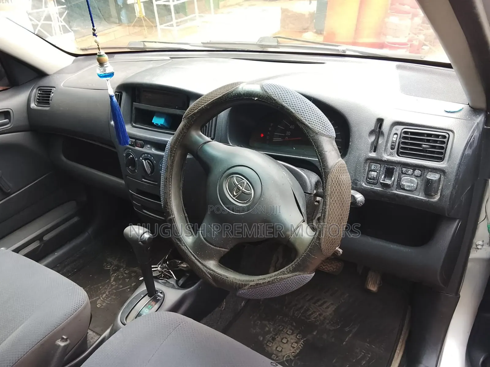 Toyota Probox 2010 Silver