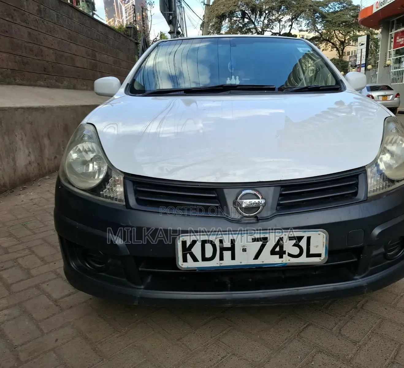 Nissan Advan 2014 White