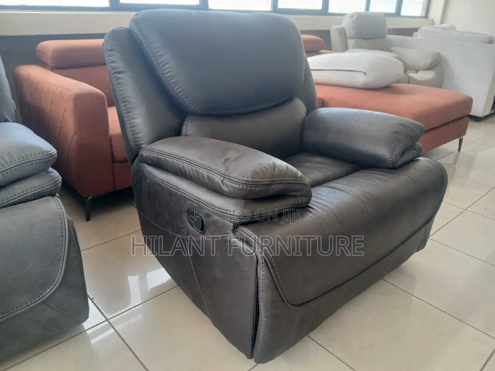 Black Leather King-Size 1 Seater Recliner Sofa