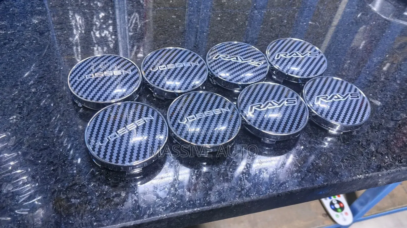 Ravs Carbon Universal Car Centre Wheel Caps