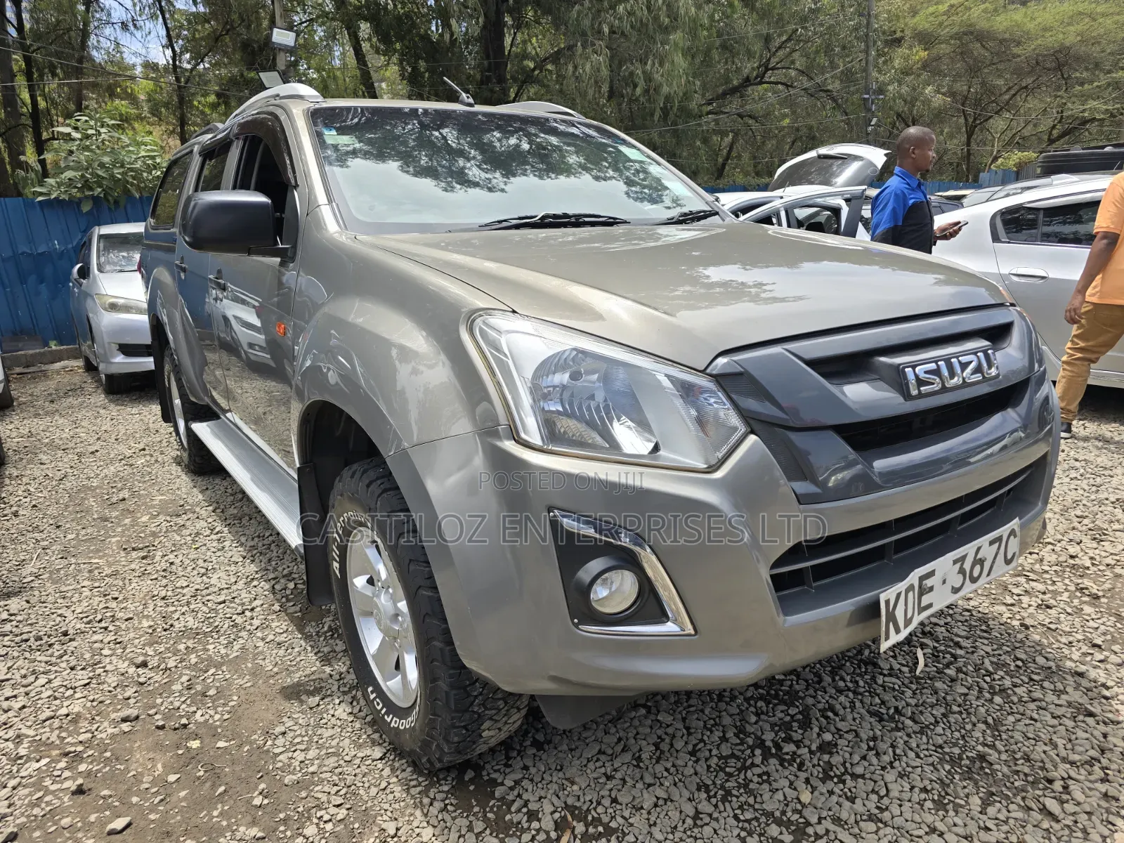 Isuzu D-MAX 2022 Gray