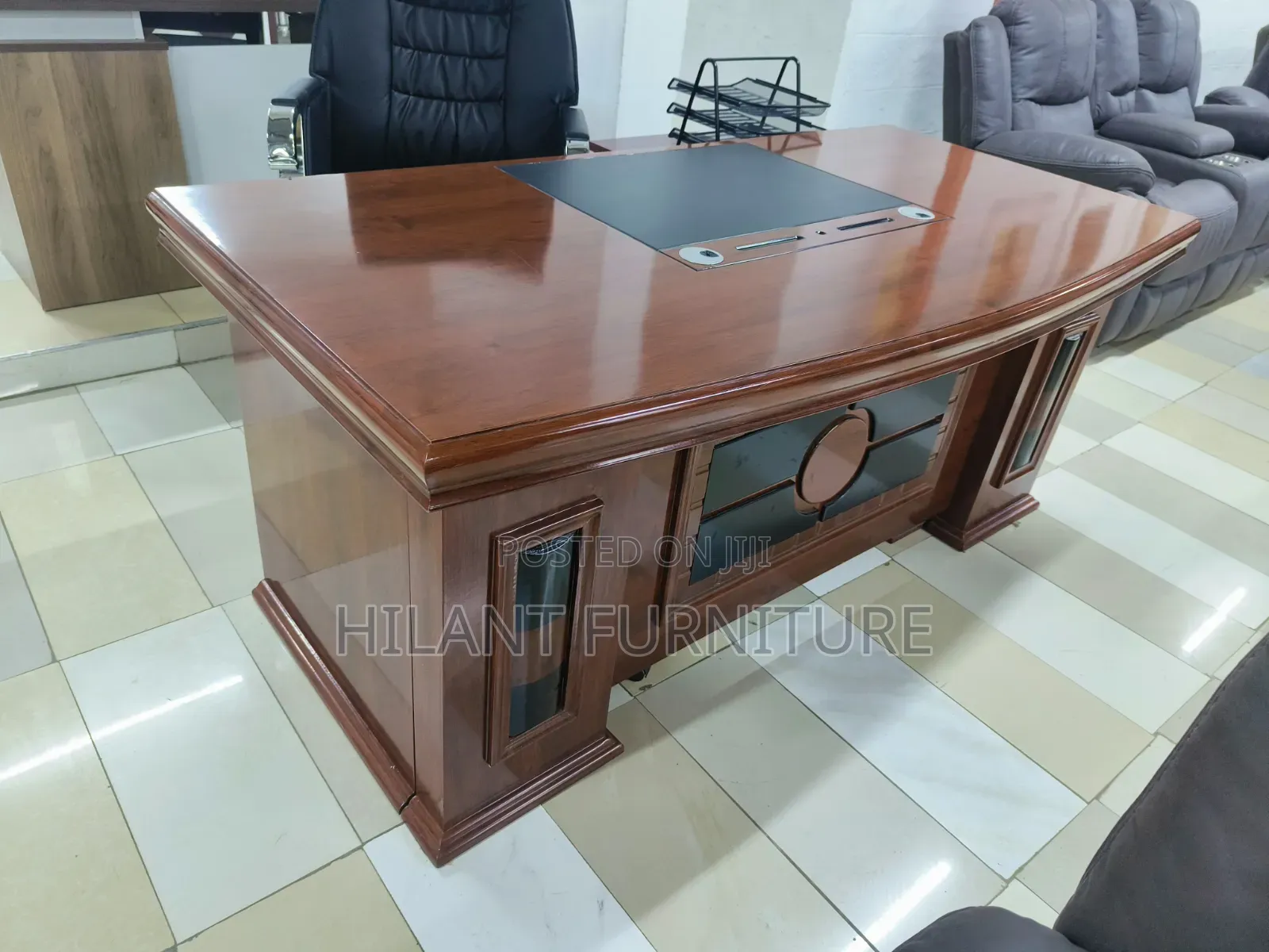 1.8M Executive Office Desk – Premium Mahogany Finish