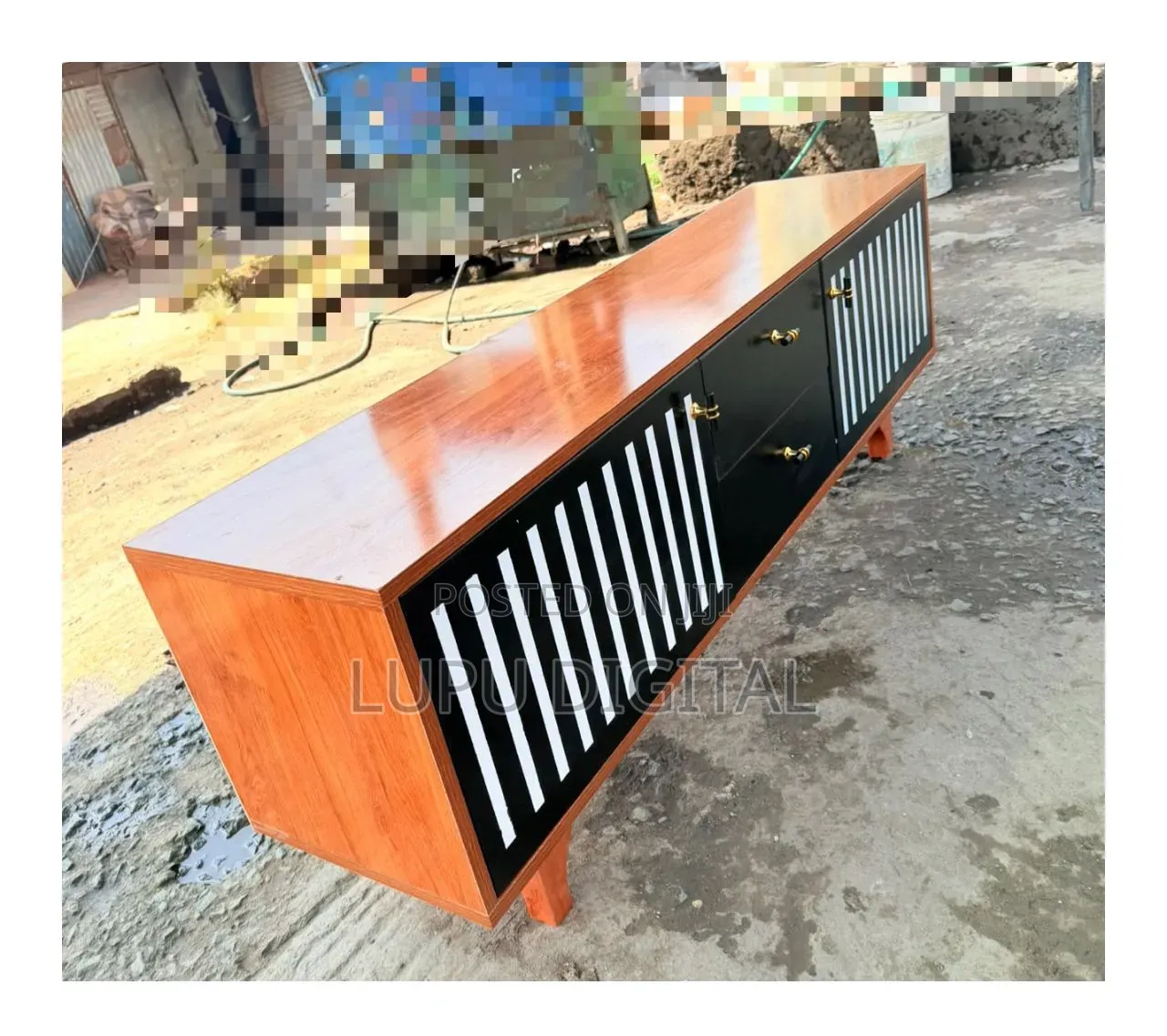 6 FTS Executive TV Stand With Wood Finish