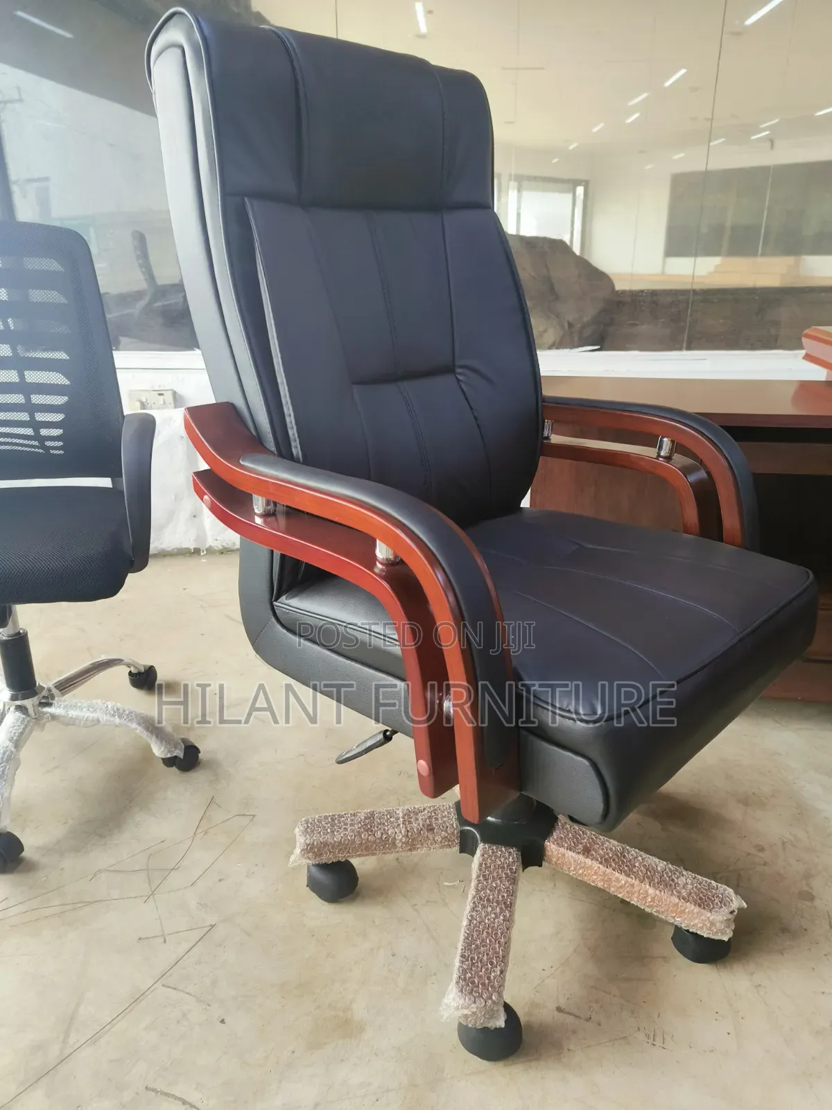 Black Leather Executive Office Chair