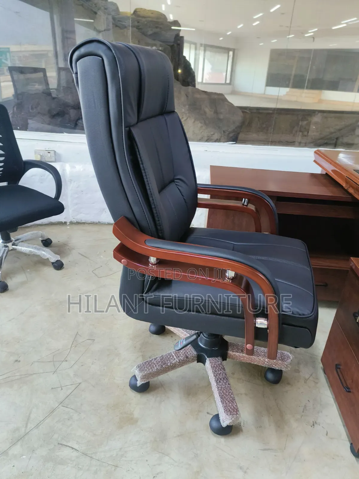Black Leather Executive Office Chair