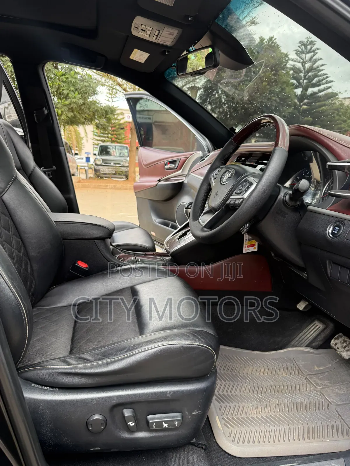 Toyota Harrier 2013 Black