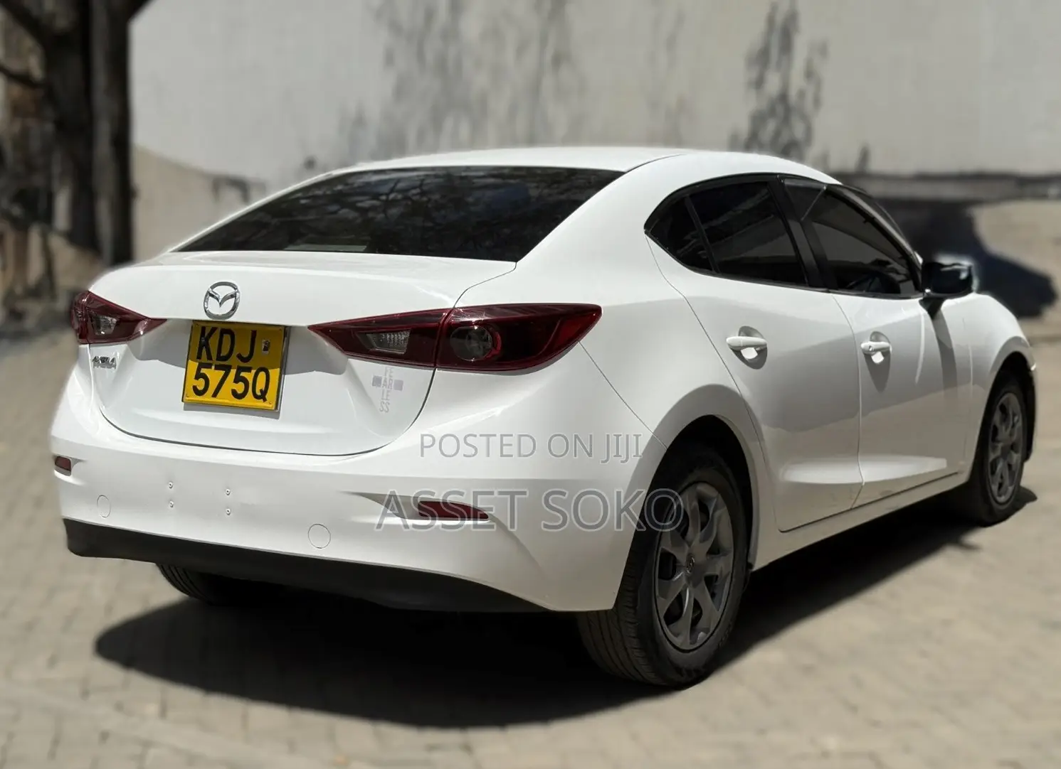 Mazda Axela 2015 White
