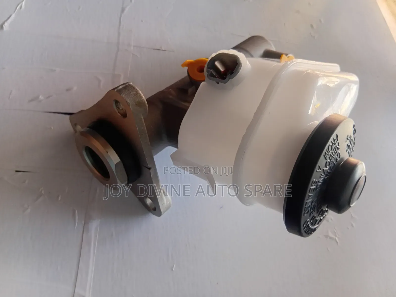 Toyota Corolla Ae100 (3holes) Brake Master Cylinder