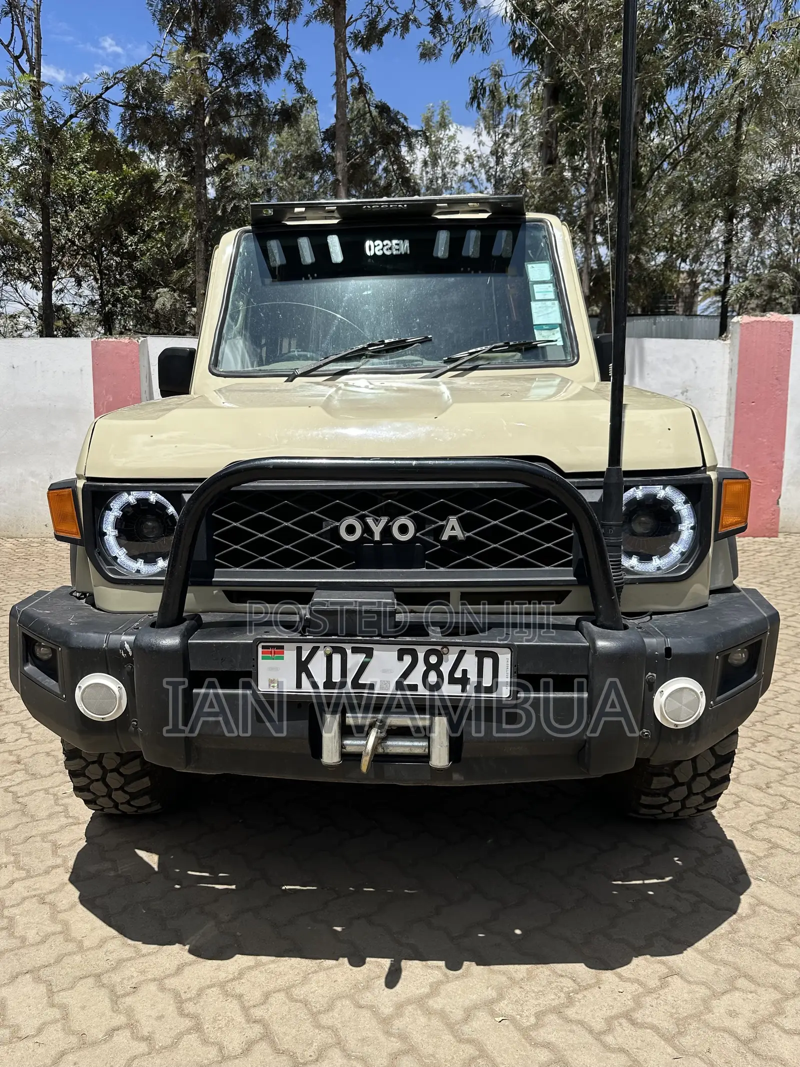 Toyota Land Cruiser 79 Series 1999 Brown