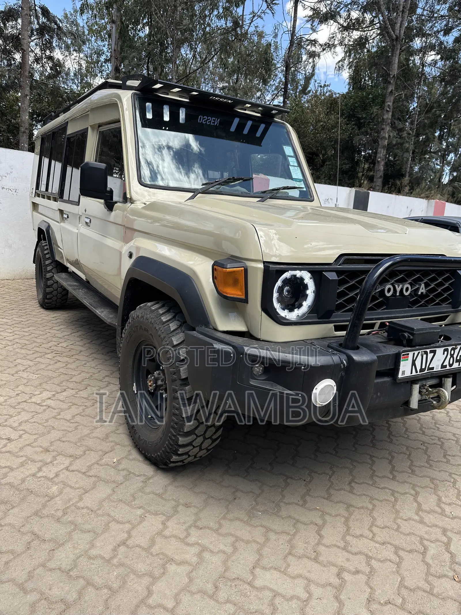 Toyota Land Cruiser 79 Series 1999 Brown