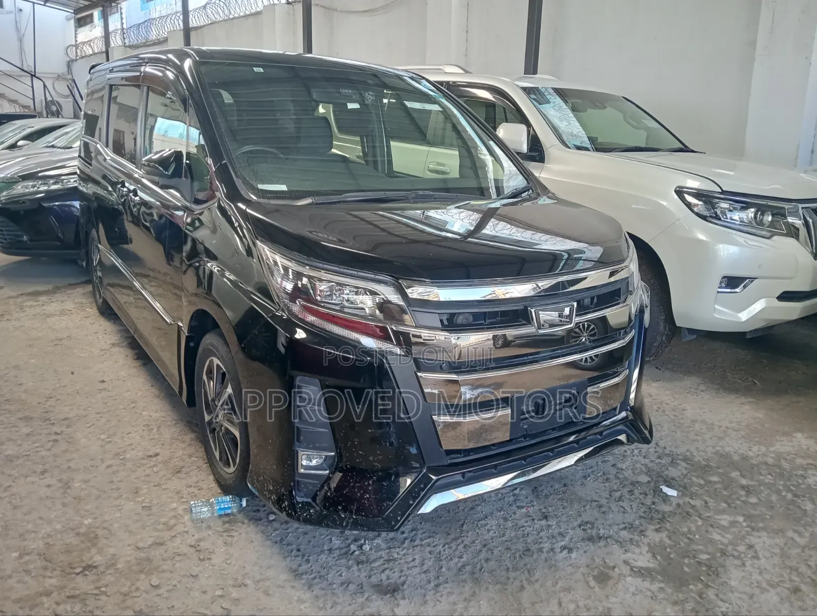 Toyota Noah 2019 Black