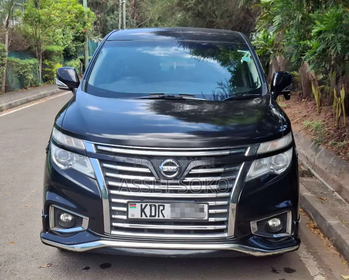 Nissan Elgrand 2017 Black