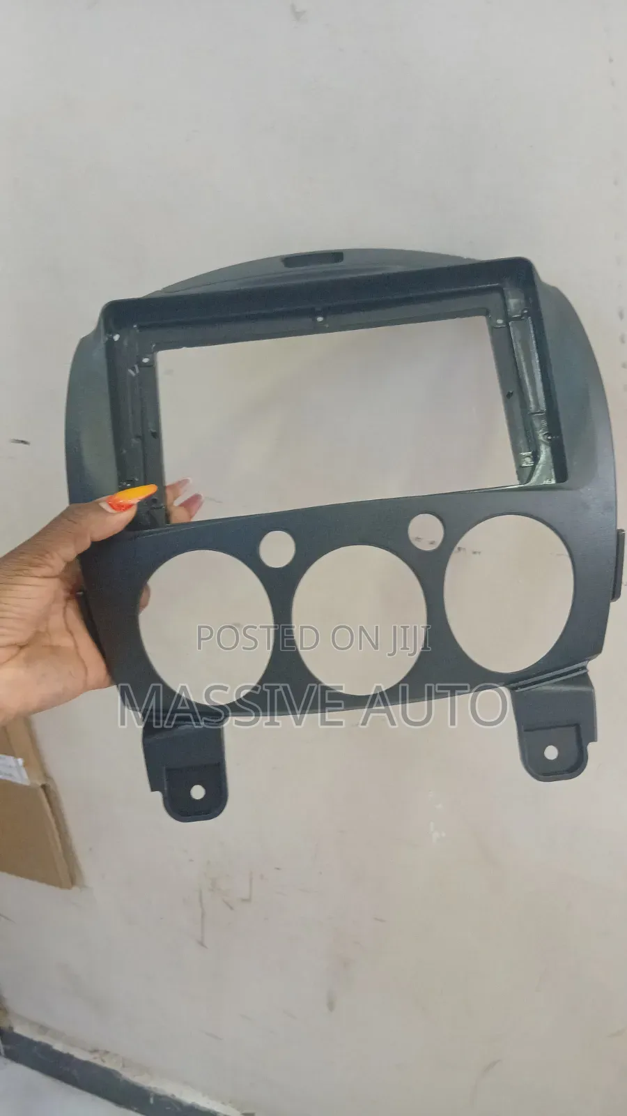 Demio Radio Console Frame 9inch