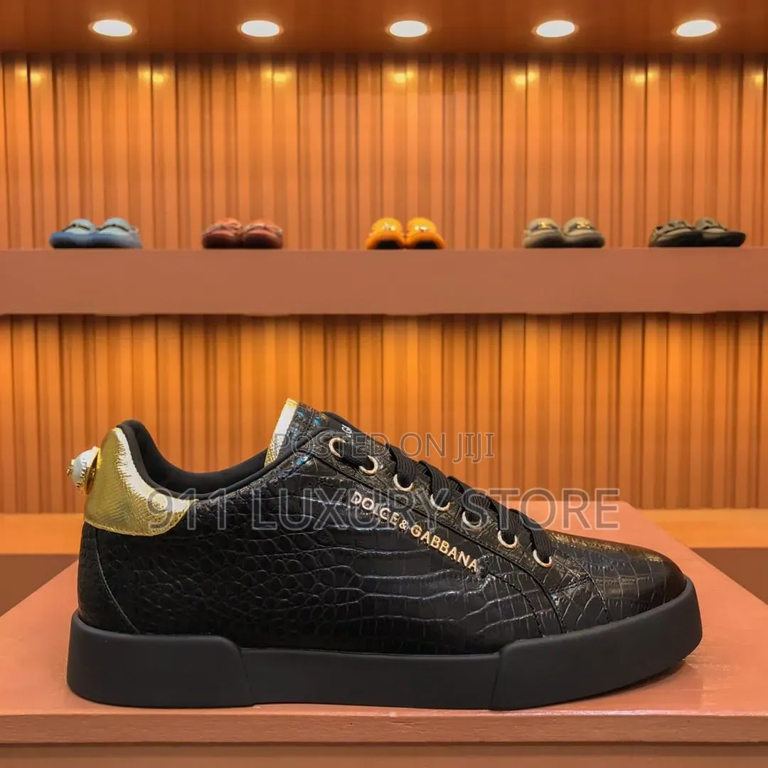 Dolce & Gabbana Crocodile-Pattern Leather Sneaker