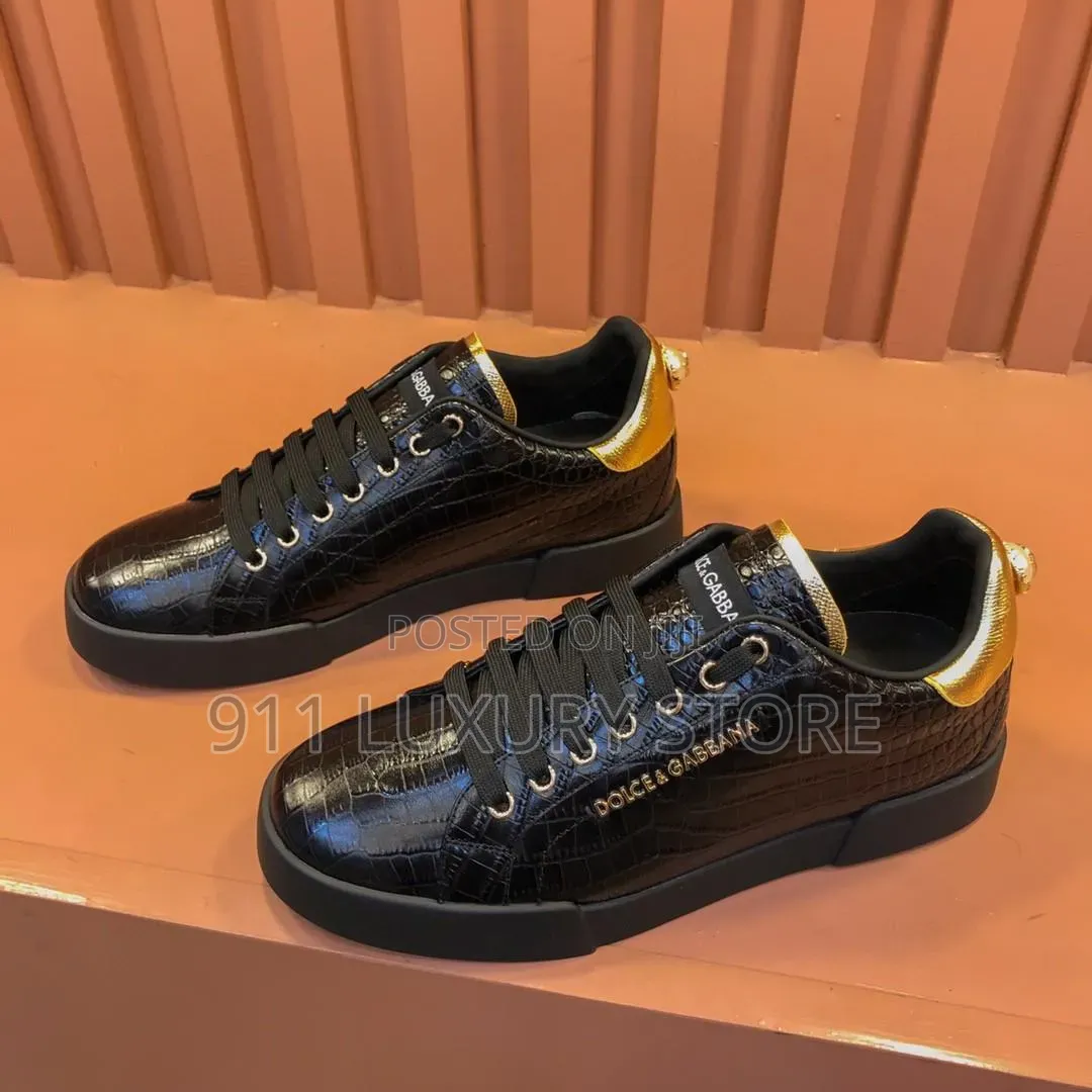 Dolce & Gabbana Crocodile-Pattern Leather Sneaker